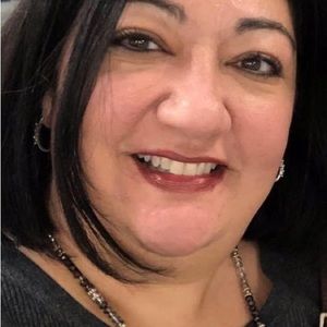 Meet your Posher, Cindy